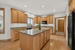 570 Valley View Rd SW, Oronoco, MN 55960 - Photo 6