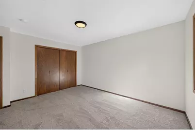 7401 James Avenue N, Brooklyn Park, MN 55444 - Photo 22