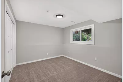 7401 James Avenue N, Brooklyn Park, MN 55444 - Photo 28