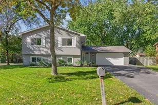 7401 James Ave N, Brooklyn Park, MN 55444 - Photo 2