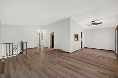 7401 James Avenue N, Brooklyn Park, MN 55444 - Photo 8