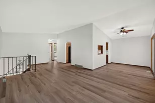 7401 James Ave N, Brooklyn Park, MN 55444 - Photo 8