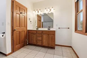 718 6th St SW, Willmar, MN 56201 - Photo 18