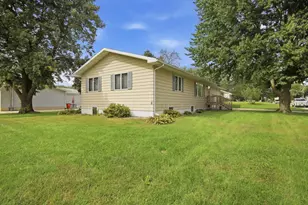 308 SE Oak St, Brownsdale, MN 55918 - Photo 36