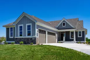 320 Bayhaven Trail, Bayport, MN 55003 - Photo 1