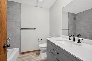 18212 Ginavale Ln, Eden Prairie, MN 55346 - Photo 26