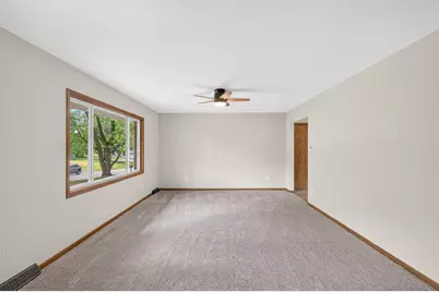 18212 Ginavale Lane, Eden Prairie, MN 55346 - Photo 6