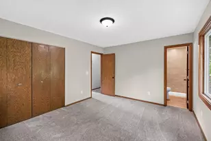 18212 Ginavale Ln, Eden Prairie, MN 55346 - Photo 22