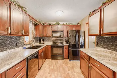 6078 Kalland Drive NE, Albertville, MN 55301 - Photo 4