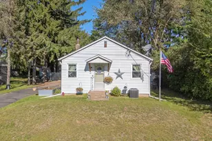 311 Garfield St, Somerset, WI 54025 - Photo 2