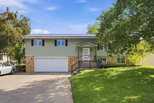 1317 Loring Ave, Detroit Lakes, MN 56501 - Photo 2