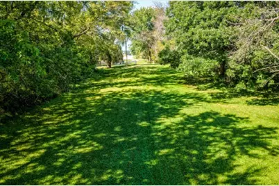 2404 SE Marshall Street, Albert Lea, MN 56007 - Photo 6