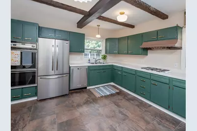 92 Orlin Avenue SE, Minneapolis, MN 55414 - Photo 2