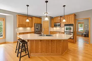 11068 Sprucewood Ln N, Champlin, MN 55316 - Photo 8