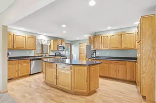 165 W 5th St N, Cottonwood, MN 56229 - Photo 14