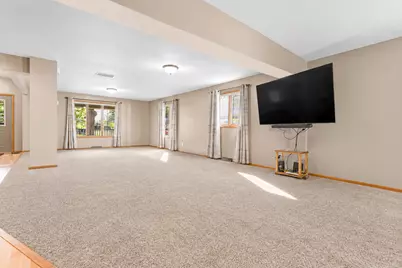 165 W 5th Street N, Cottonwood, MN 56229 - Photo 6