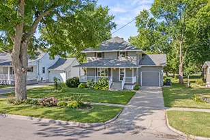 165 W 5th St N, Cottonwood, MN 56229 - Photo 1
