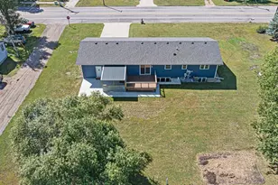 306 W 4th St, Minneota, MN 56264 - Photo 8