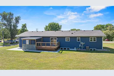 306 W 4th Street, Minneota, MN 56264 - Photo 2