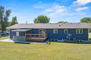 306 W 4th St, Minneota, MN 56264 - Photo 2