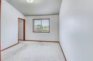 1107 37 Ave S, Moorhead, MN 56560 - Photo 18
