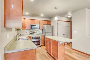1107 37 Ave S, Moorhead, MN 56560 - Photo 2