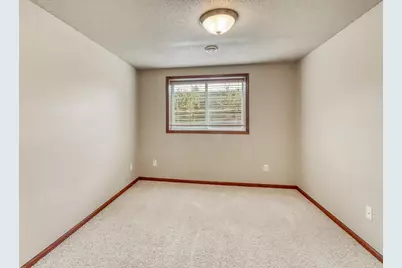 1107 37th Ave S, Moorhead, MN 56560 - Photo 30