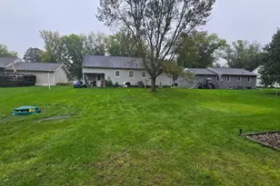 233 N 1st Ave E, Truman, MN 56088 - Photo 42