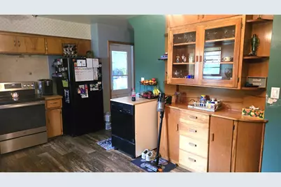 233 N 1st Avenue E, Truman, MN 56088 - Photo 10