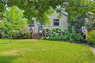 908 Lake St NE, Warroad, MN 56763 - Photo 2