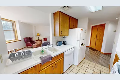 316 Becker Avenue SW #31, Willmar, MN 56201 - Photo 4