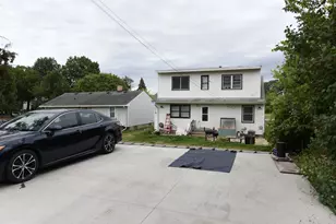 729 Rose Ave E, Saint Paul, MN 55106 - Photo 22