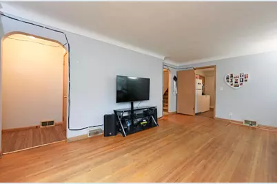 729 Rose Avenue E, Saint Paul, MN 55106 - Photo 6