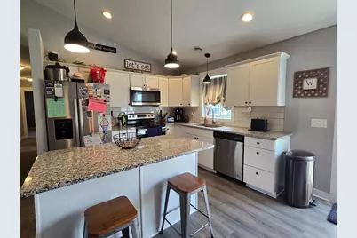 124 Kenna Drive, Le Sueur, MN 56058 - Photo 4