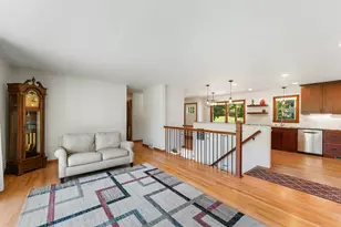 17807 Susan Ln, Minnetonka, MN 55345 - Photo 10
