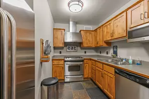 7525 Territory Pass, Lakeville, MN 55044 - Photo 70