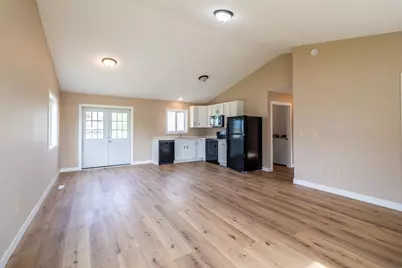 719 22nd Street S, Montevideo, MN 56265 - Photo 4