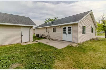 719 22nd Street S, Montevideo, MN 56265 - Photo 14