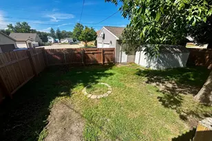 708 S Hiawatha Ave, Pipestone, MN 56164 - Photo 20