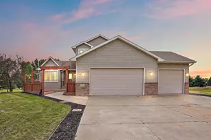 9114 190th Ave NW, Nowthen, MN 55330 - Photo 1