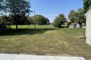 128 S Main St, Sherburn, MN 56171 - Photo 22
