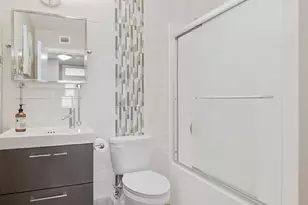 26 10th Street W, Saint Paul, MN 55102 - Photo 22