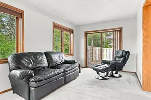 1053 Royal Ct, Shoreview, MN 55126 - Photo 6