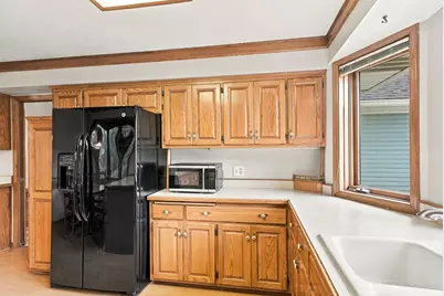 1053 Royal Court, Shoreview, MN 55126 - Photo 18