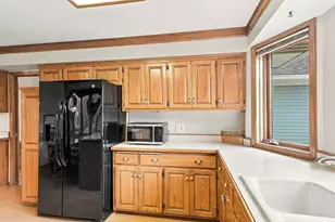 1053 Royal Ct, Shoreview, MN 55126 - Photo 18