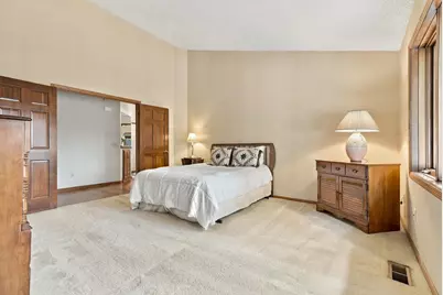 1053 Royal Court, Shoreview, MN 55126 - Photo 24