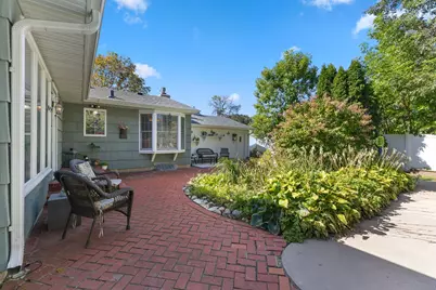 3990 Hazel Street, White Bear Lake, MN 55110 - Photo 10
