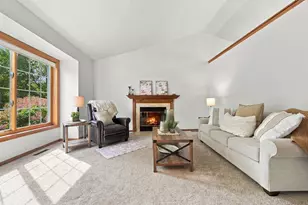 3875 Walnut Grove Ln N, Plymouth, MN 55446 - Photo 6