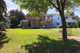 1848 Pinehurst Ave, Saint Paul, MN 55116 - Photo 2