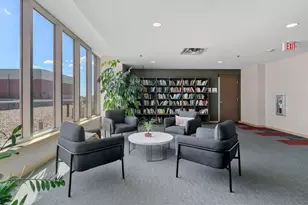 215 10th Ave S, Minneapolis, MN 55415 - Photo 22